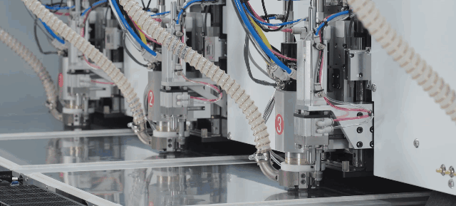 大族數控“PCB機械鉆孔設備”獲評“國家級制造業單項冠軍產品” 3.gif